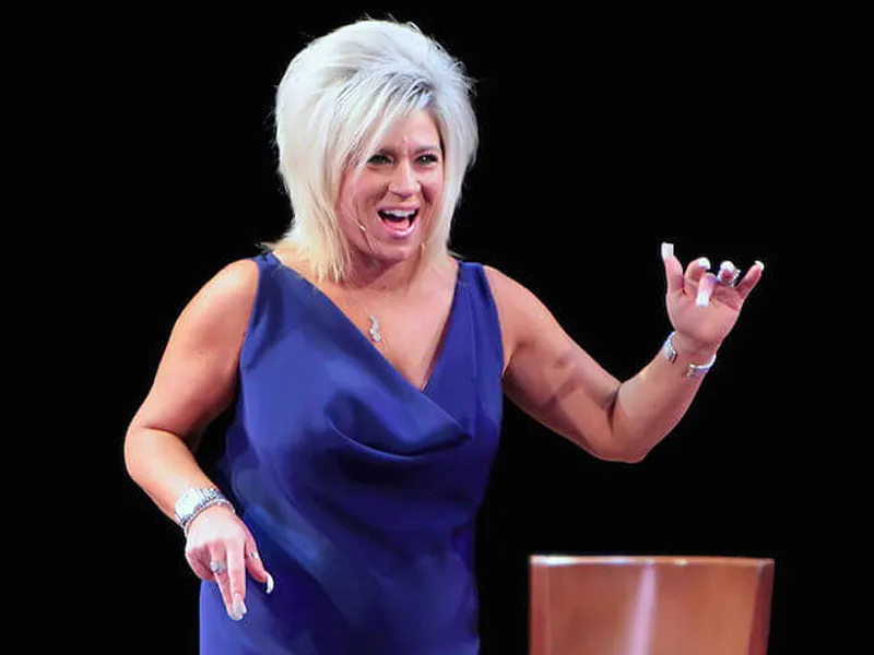 Theresa Caputo Tickets 17th February The Grand Theater The Grand